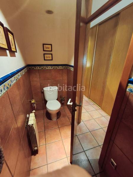 Foto b07219b8-5558-4025-86d9-adc6295acd0c. Casa a schiera con camino riscaldamento parcheggio in Oleiros