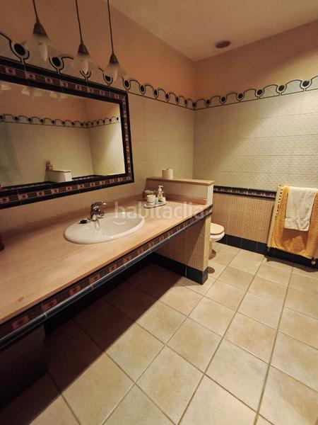 Foto b12fdc65-27aa-4067-afdd-b8065832aad9. Casa a schiera con camino riscaldamento parcheggio in Oleiros