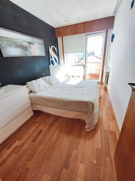 Foto b8482eaa-ceac-4ab0-9a1b-0a51cdfa9876. Casa a schiera con camino riscaldamento parcheggio in Oleiros