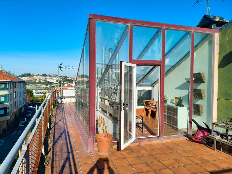 Foto c9ee0e3d-464e-4723-85c0-28f6b51ddde9. Casa a schiera con camino riscaldamento parcheggio in Oleiros