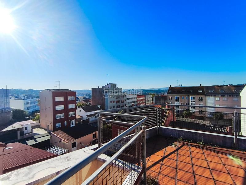 Foto cd625f9c-5319-419c-befb-cd3b7dfa2f12. Casa a schiera con camino riscaldamento parcheggio in Oleiros