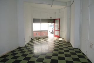 Lloguer Local Comercial  Outeiro. Local en alquiler en avda. ronda de outeiro  peruleiro.