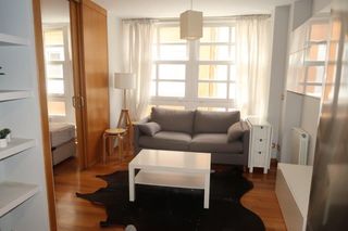 Piccolo appartamento  Varela silvari 4. Apartamento en venta en centro  ayuntamiento, 1 dormitorio.