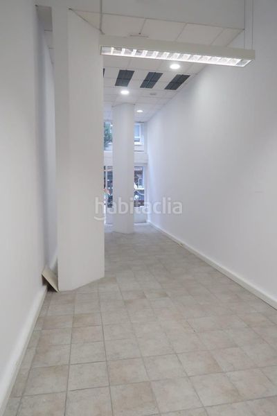 Foto 4831e22b-c90b-4a35-8a9b-72ab65cca5c0. Local comercial local com. en venta en c barcelona. en Coruña (A)