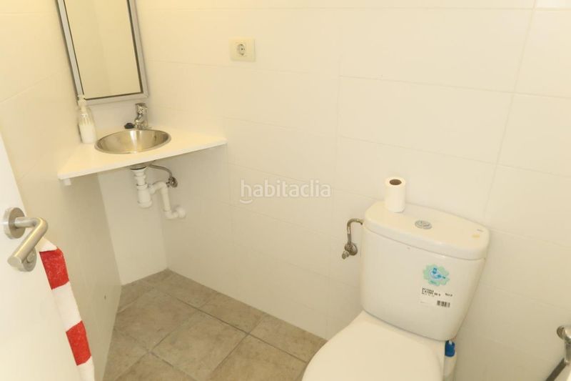 Foto 69b12945-b5e2-4b4e-ae31-b6c14f9391da. Local comercial local com. en venta en c barcelona. en Coruña (A)