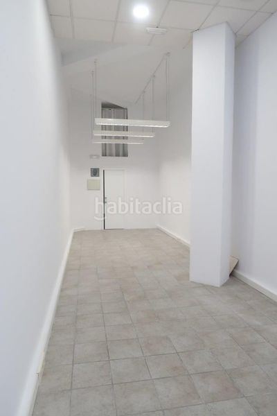 Foto be485273-d755-4933-ae42-0ee026d1ac04. Local comercial local com. en venta en c barcelona. en Coruña (A)