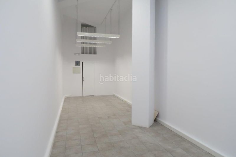 Foto c3516324-0543-4017-b3f5-eb9550c46e41. Local comercial local com. en venta en c barcelona. en Coruña (A)