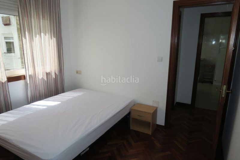 Foto 4e6a3b03-f31f-4ddd-88be-6d1e98538a4b. Rent flat in Os Mallos Coruña (A)