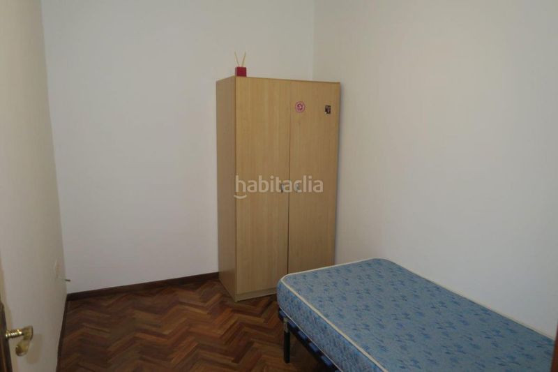 Foto 4f238557-9c5d-4ef7-b4e1-7f084f1b8460. Rent flat in Os Mallos Coruña (A)