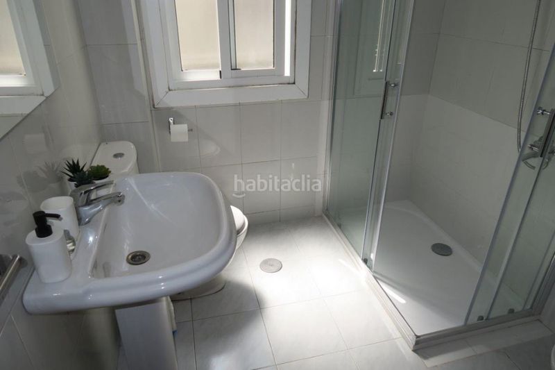 Foto 5fd1a417-79d9-461b-9778-35acbe5eee04. Rent flat in Os Mallos Coruña (A)