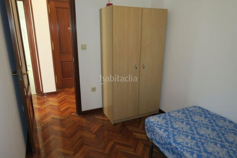 Foto bf3094fd-9040-411c-8ff7-1d6d735daac1. Rent flat in Os Mallos Coruña (A)