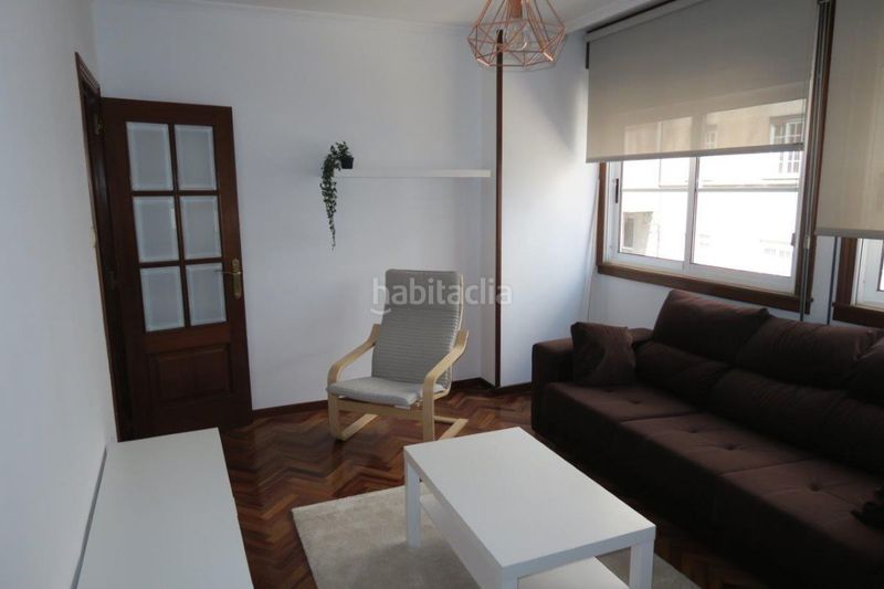 Foto f77b4279-eb35-4ee8-9f82-5c8bba226a00. Rent flat in Os Mallos Coruña (A)