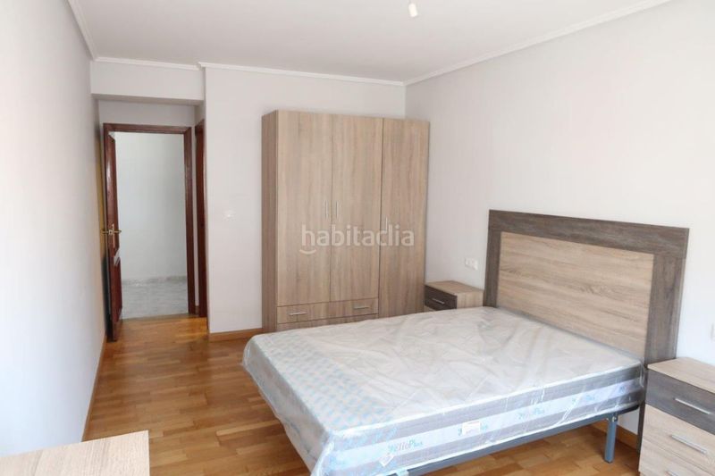 Foto dc6ce1a7-b030-47d9-b132-0d4b42df5f6d. Lloguer pis a Sagrada Familia Coruña (A)