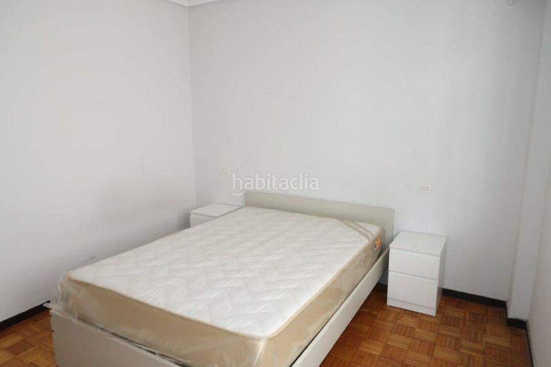Foto f613f6ab-309d-4c2b-888a-57af42f97e50. Lloguer pis a Sagrada Familia Coruña (A)