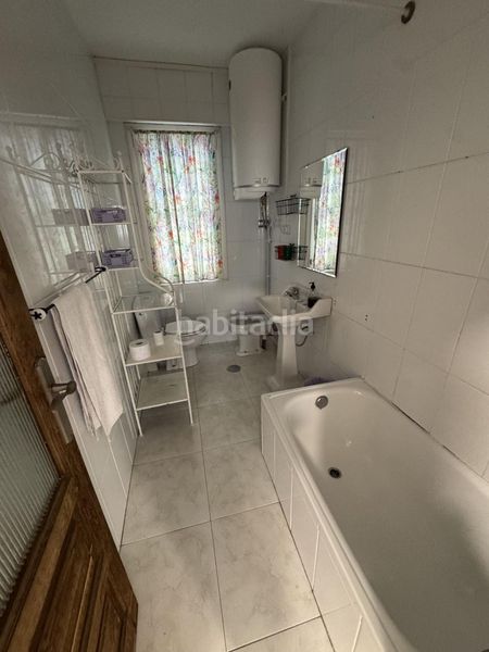 Foto 1249cc1f-7e12-4f89-8420-c92125660732. Rent flat in Riazor - Visma Coruña (A)