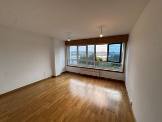 Rent Flat  Maria cagiao. Piso en alquiler en corveira, 2 dormitorios.