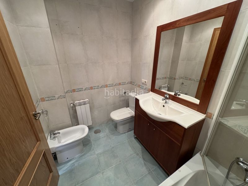 Foto d4cb96b8-e46e-42dd-9bcd-424d704b91ab. Rent flat with heating parking in Portádego - Vilaboa Norte Culleredo