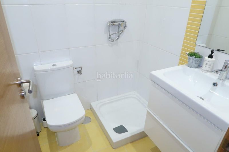 Foto d2dcabf2-215f-43fc-b60a-eb1835fae403. Pis amb calefacció aparcament piscina a Someso - Matogrande Coruña (A)