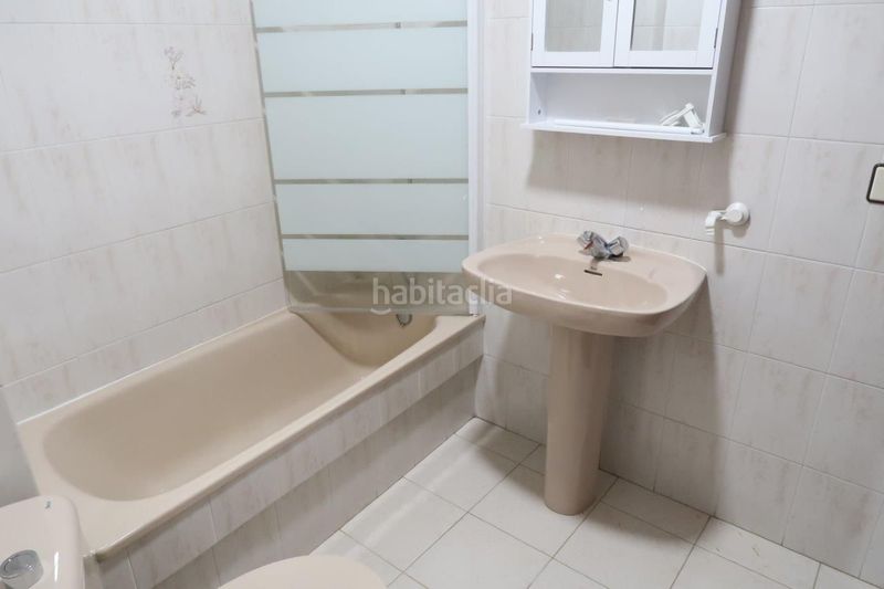 Foto 8a7a094c-1f3c-4669-afbb-00c7e5a8d1b2. Rent flat with heating in Agra del Orzán - Ventorrillo Coruña (A)