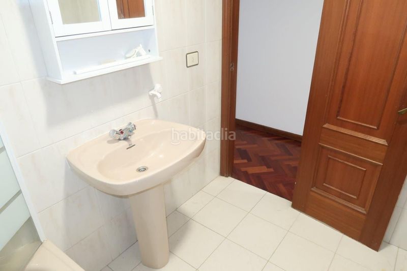 Foto c09fbe2f-e5c5-4639-bf18-ae0509918a80. Rent flat with heating in Agra del Orzán - Ventorrillo Coruña (A)