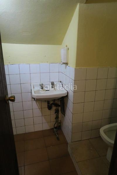 Foto 41d93179-2d6c-48b8-9555-7cbcb342621c. Locale commerciale in Agra del Orzán - Ventorrillo Coruña (A)