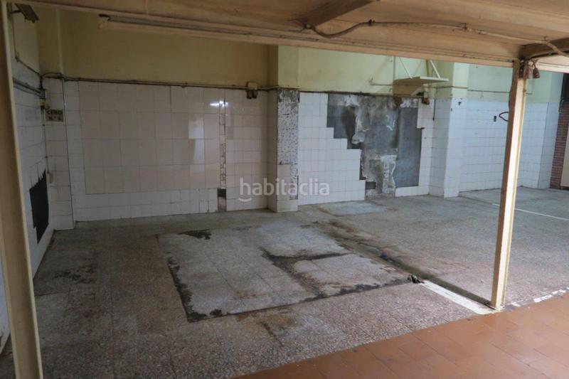 Foto c98692e9-8678-4221-9aae-74f2510915c2. Locale commerciale in Agra del Orzán - Ventorrillo Coruña (A)