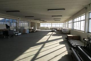 Rent Industrial building  Rúa gutemberg. Nave ind. en alquiler en la grela-bens.