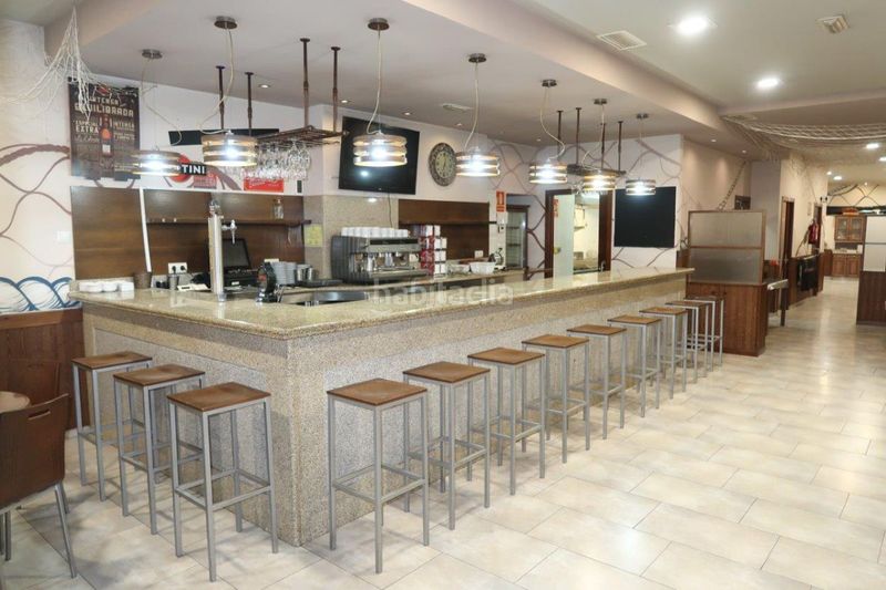 Foto 0d61e600-16e5-4e92-a532-f40916892baa. Alquiler local comercial local en alquiler en villarodis. en Arteixo
