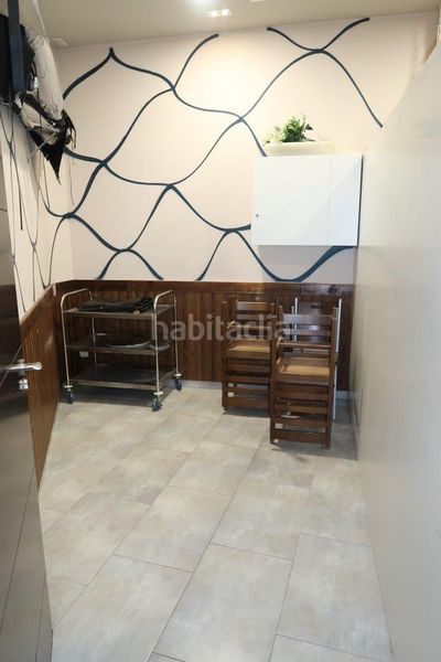 Foto e5820b62-c4cc-4546-b831-44974204d560. Alquiler local comercial local en alquiler en villarodis. en Arteixo