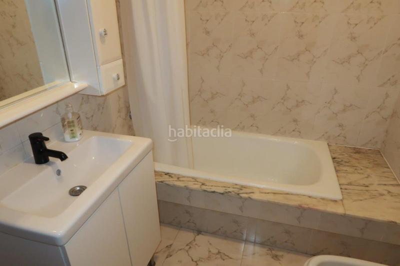 Foto c2082eaf-ae00-4268-b568-292dfd09aba5. Rent flat with heating in Os Mallos Coruña (A)