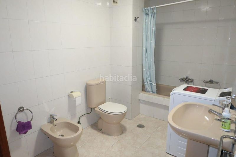 Foto 0fbb8d65-00e1-4ce0-b94f-815373f565af. Rent flat in Eirís Coruña (A)