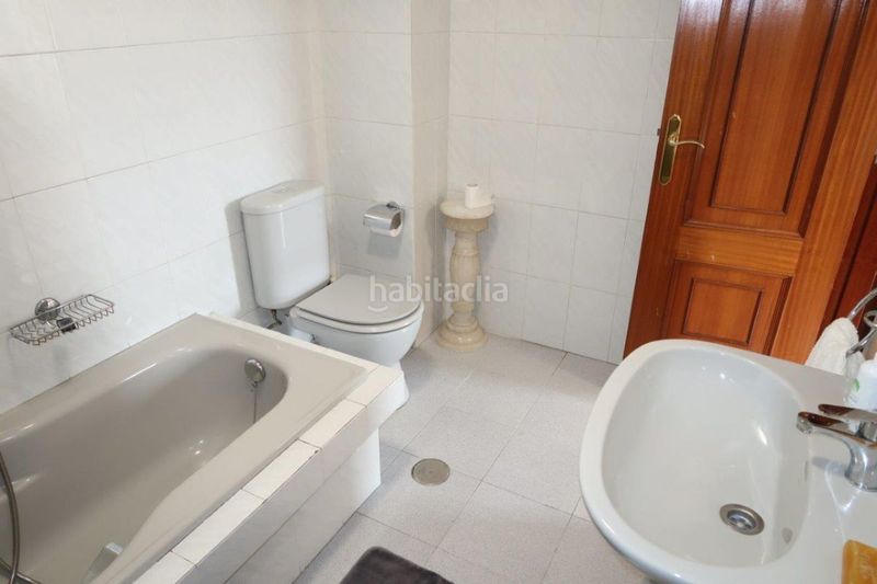 Foto 3f330833-cff2-471d-b59b-67e43c13dce9. Rent flat in Eirís Coruña (A)