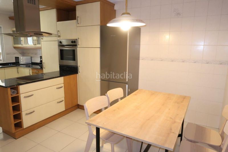 Foto 5f7b42f1-da12-4e2a-8a7f-90b2254644a5. Rent flat in Eirís Coruña (A)