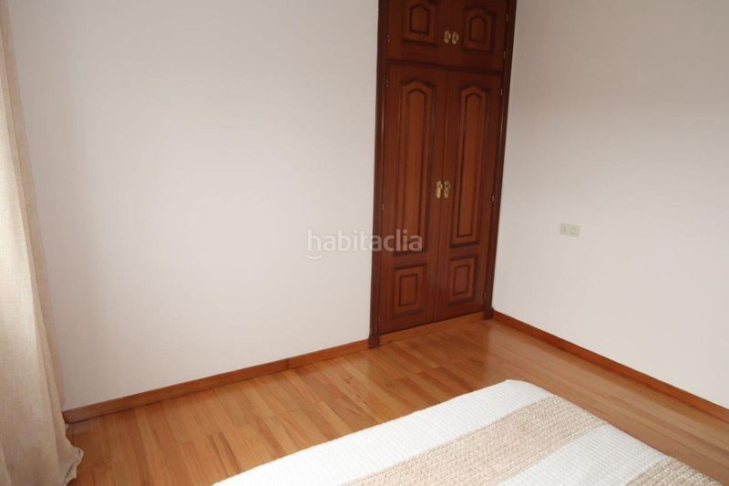 Foto a134c7ec-e4af-4c8b-b371-9305902efc72. Rent flat in Eirís Coruña (A)
