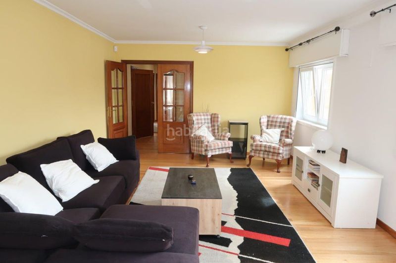 Foto a7178c82-428e-43ae-ac1e-e8ee791ebb31. Rent flat in Eirís Coruña (A)