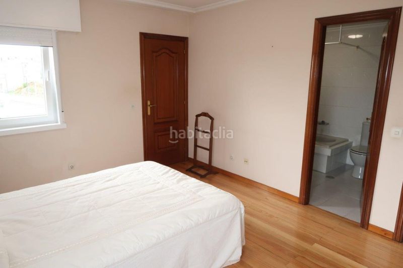Foto ecbd80ac-18ef-456e-8f6f-6151c7edd5f4. Rent flat in Eirís Coruña (A)