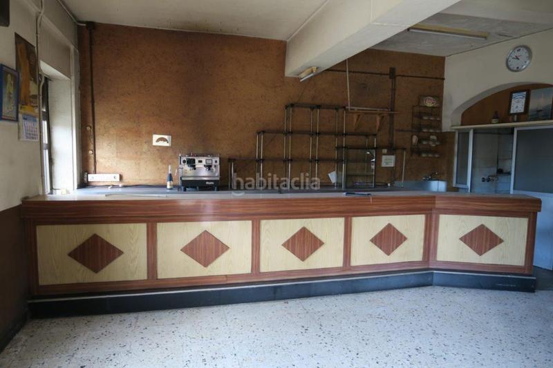 Foto 4d08af72-26b2-4e2d-a701-2f43a12b202a. Rent business premise in Agra del Orzán - Ventorrillo Coruña (A)