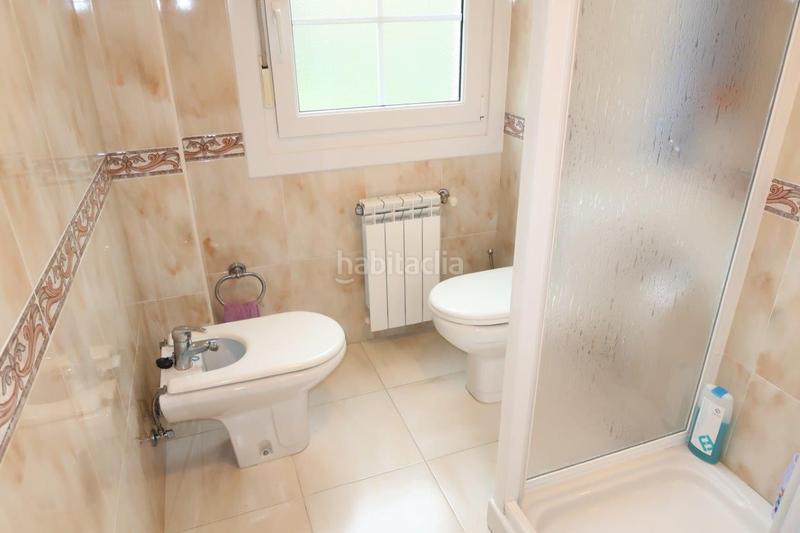 Foto 0db4df14-b14d-4483-96ae-5d924b60387b. Chalet avec chauffage parking dans Cambre