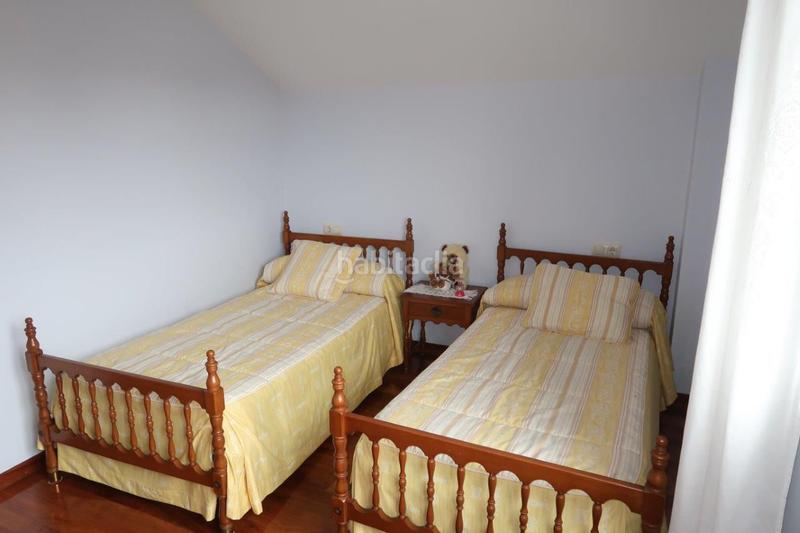 Foto 1eccda0f-0d57-4039-a80a-0a84a4baefd5. Chalet avec chauffage parking dans Cambre