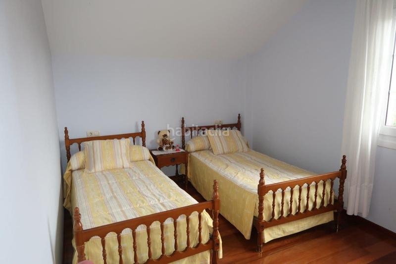 Foto 459bbeff-4e9a-4697-863e-bf1e9b7c3e03. Chalet avec chauffage parking dans Cambre