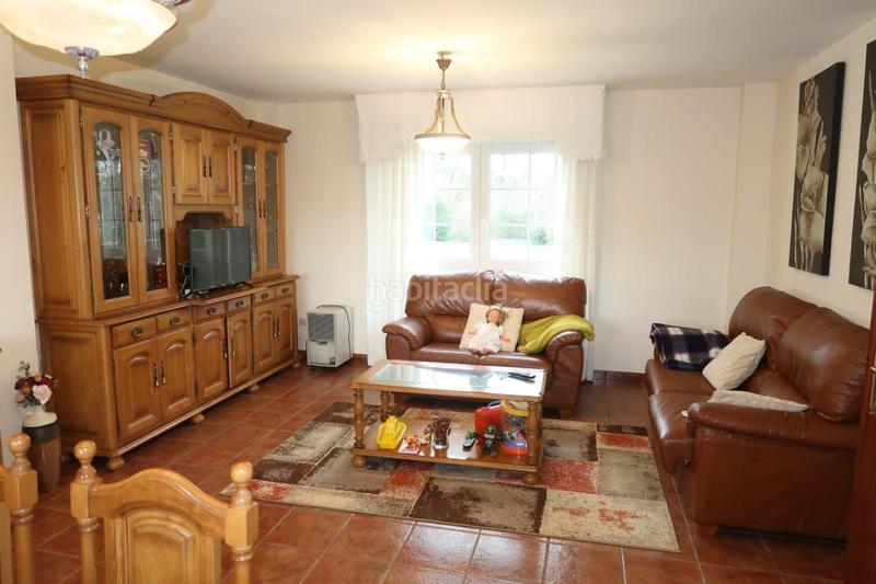 Foto 5cc50765-e0f4-4170-9f8c-94afdf8815ff. Chalet avec chauffage parking dans Cambre