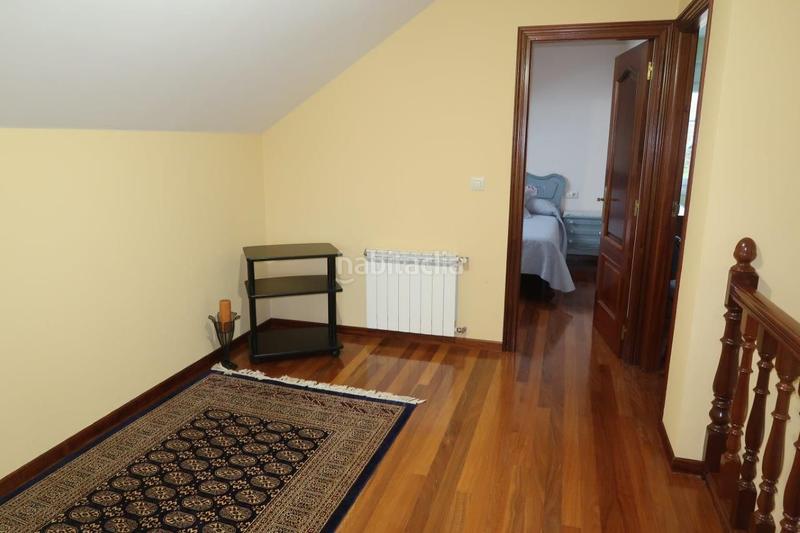 Foto dca7a2f7-7e8b-46ed-b6d7-c7944cb0a84a. Chalet avec chauffage parking dans Cambre