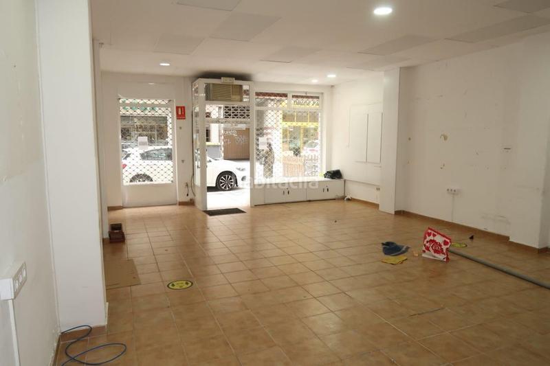 Foto 7a0435e0-8b2f-45b7-83d2-fffeee7108db. Lloguer local comercial a Agra del Orzán - Ventorrillo Coruña (A)