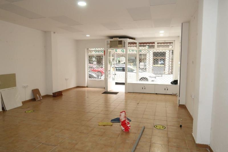 Foto d83deeee-58b9-4dcd-bcc2-75e5d3dacbca. Lloguer local comercial a Agra del Orzán - Ventorrillo Coruña (A)