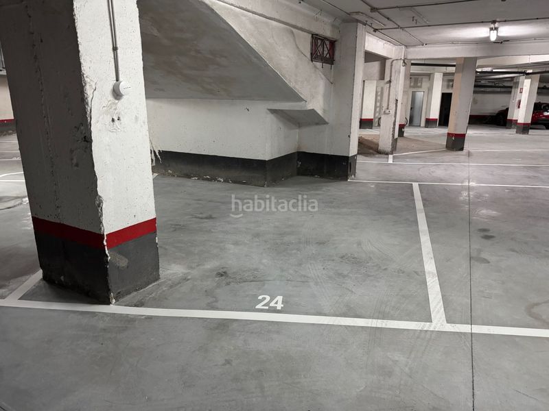 Foto 591f4f49-c639-4f21-b6bf-329e5402f43b. Rent car parking in almirante eulate 6 in Riazor - Visma Coruña (A)