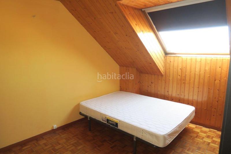 Foto 7439f484-f0f1-4ef3-9e73-86fbc7f1283e. Location duplex avec chauffage parking dans Someso - Matogrande Coruña (A)