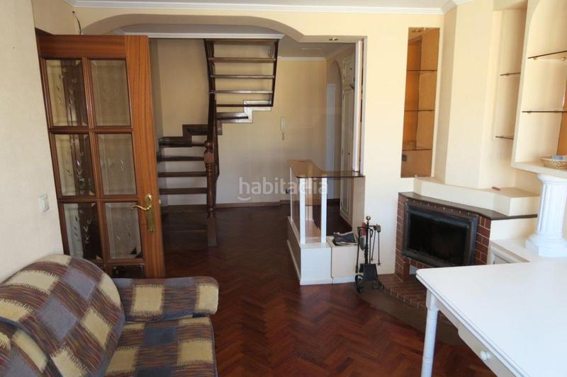 Foto 974bb76f-7130-4cba-a87c-b217e3fe849a. Location duplex avec chauffage parking dans Someso - Matogrande Coruña (A)