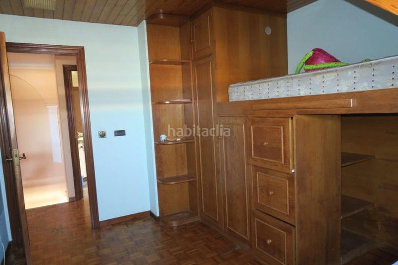 Foto b8bfd832-c2a5-4956-9774-c0ec161420e3. Location duplex avec chauffage parking dans Someso - Matogrande Coruña (A)