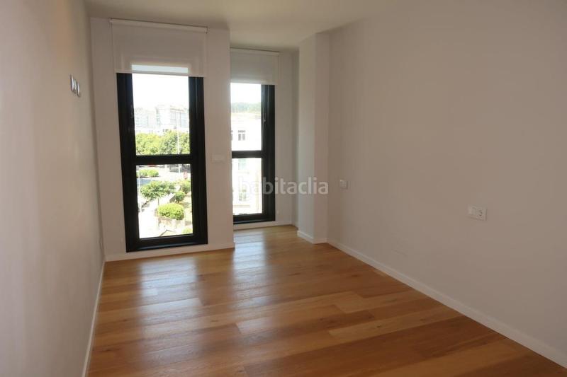 Foto 776c9e0f-5b97-457a-9003-3f77c5a6de88. Rent flat in ronda 53a in Riazor - Visma Coruña (A)