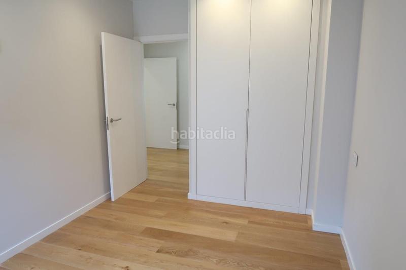 Foto 8c947d66-8c4b-4c41-8182-b97cad254cab. Rent flat in ronda 53a in Riazor - Visma Coruña (A)